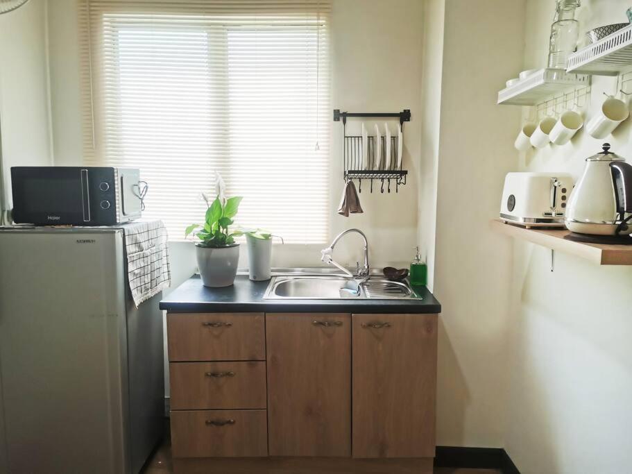 Apartment Netflix Theatre & Mountain View @ City Center *